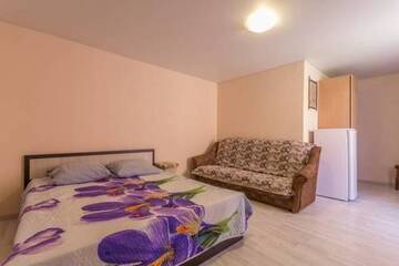 Фото номера Улучшенный семейный номер Гостиница Guest House Lobacha 7 г. Благовещенская 7